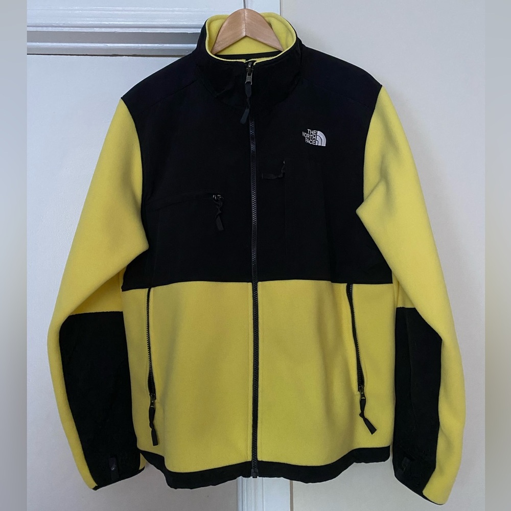 The North Face Men's Two-Tone Black and Yellow Performance Jacket